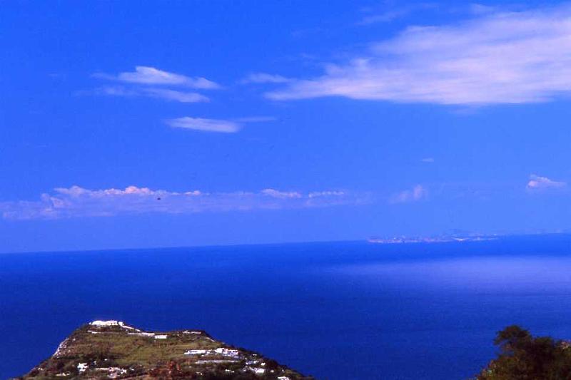 33-Da Fontana,Punta Imperatore,Ventotene e Ponza,1 ottobre 2005.jpg